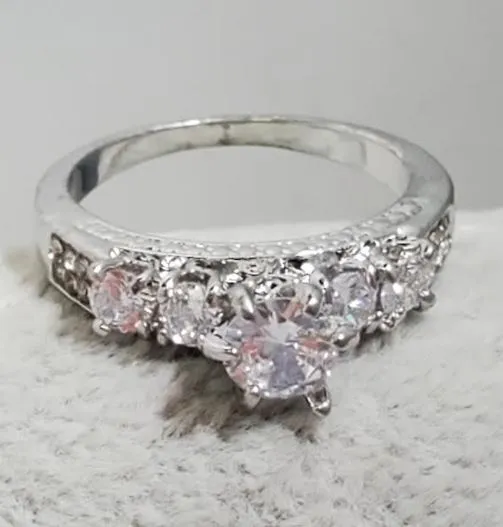 alice R730 Silver Gemstone Rhinestone Ring Rings