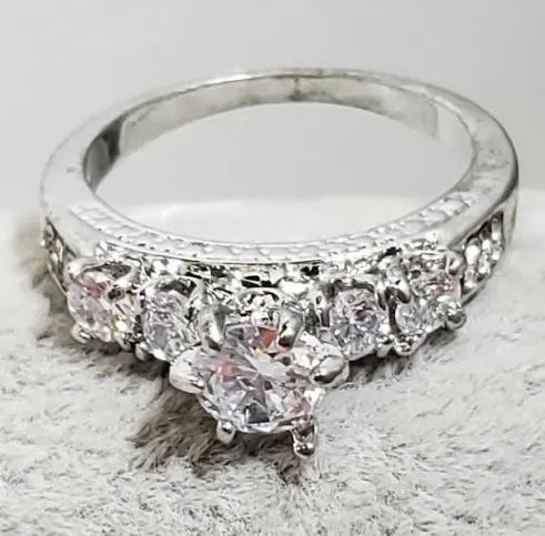 alice R730 Silver Gemstone Rhinestone Ring Rings