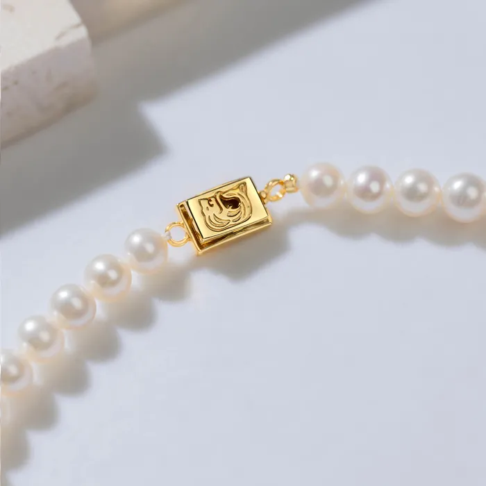 Asian Civilisations Museum Freshwater Pearl Necklace WN00397 New Yorker Collection Pearly Lustre Necklaces