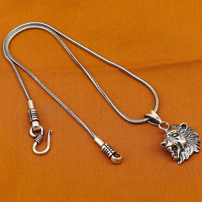 Elegant divine 925 sterling silver handmade lion face design pendant solid pendant best unisex gifting jewelry from india ssp1573 TRIBAL ORNAMENTS Necklaces