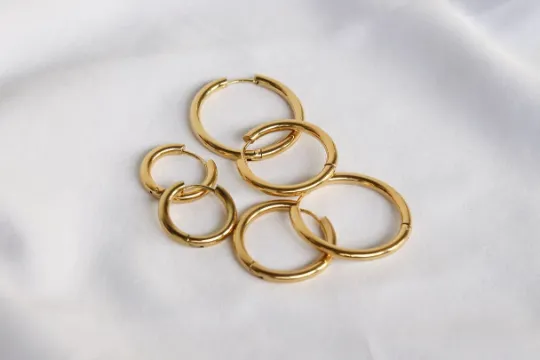 Jewelvers Earrings 18K GoldFilled Dainty Hoop Earrings 15mm Small Hoop Earrings Jewelvers Earrings 18K GoldFilled Dainty Hoop Earrings 15mm Small Hoop Earrings