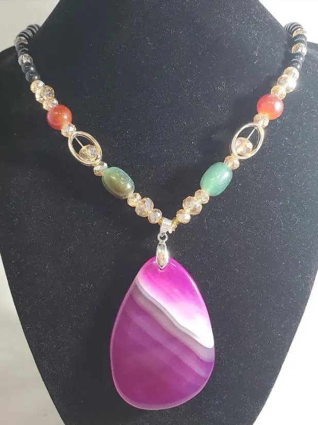 Necklaces N2193 Black Bead Fuchsia Glass Pendant Necklace with Free Earrings polly