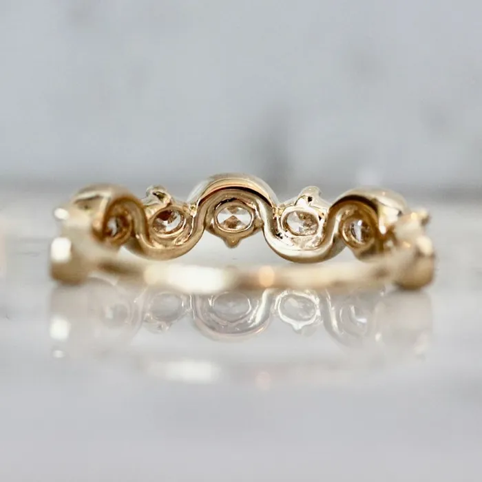 Rings ZahnZ Fine Jewelry Vanilla Soft Serve Oval Cut Diamond Band