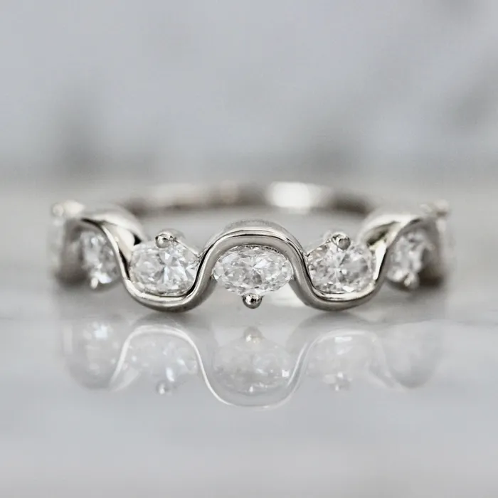 Rings ZahnZ Fine Jewelry Vanilla Soft Serve Oval Cut Diamond Band