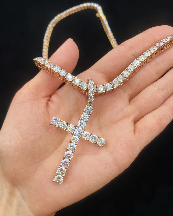 Diamond Source NYC Necklaces Gold Diamond Cross Pendant PEN42500