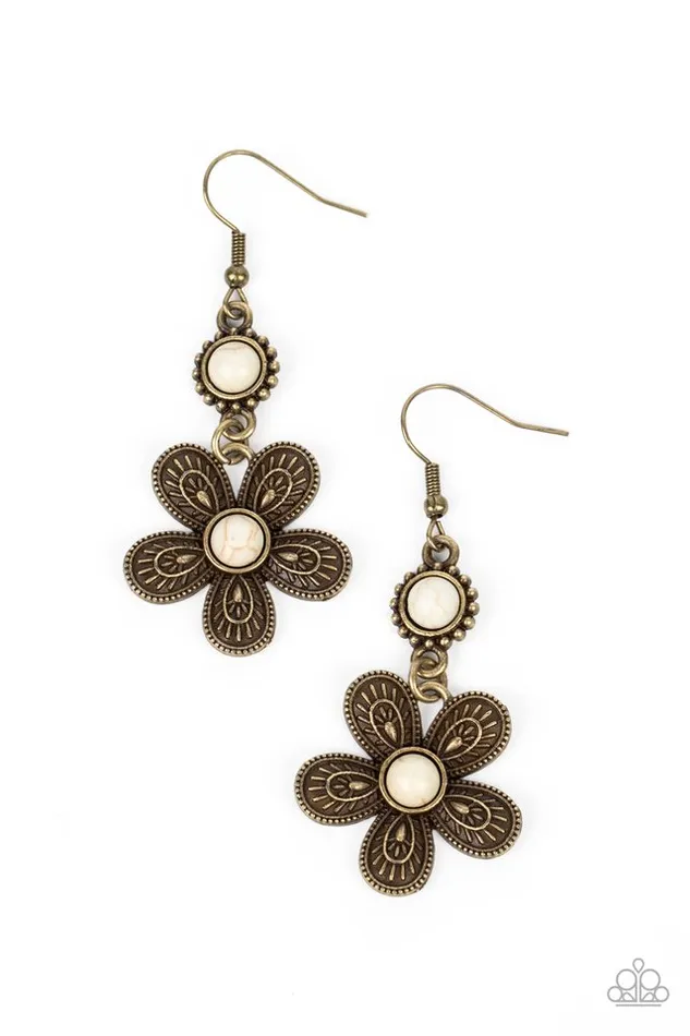 Earrings Paparazzi Earring FreeSpirited Flourish Brass Paparazzi Jewelry