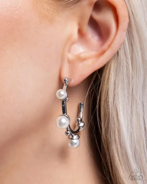 Earrings Paparazzi Jewelry Paparazzi Earring Poetic Pearls White