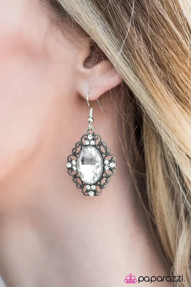 Earrings Paparazzi Jewelry Paparazzi Earring Sicily Sparkle White