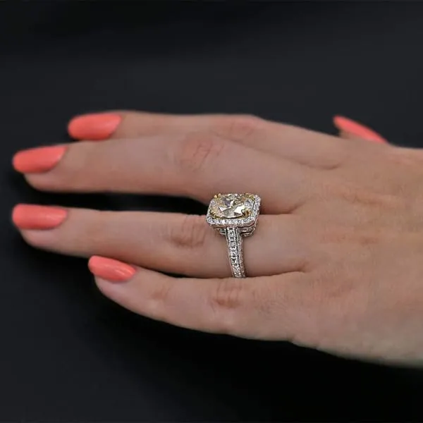 Fashion Ring with 518 ct of Total Diamond Weight RN1711000 Diamond Source NYC Rings Fashion Ring with 518 ct of Total Diamond Weight RN1711000 Diamond Source NYC Rings