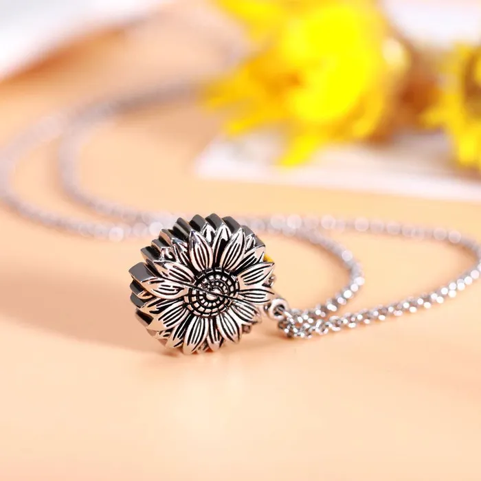 Necklaces Belbren Personalized Sunflower Locket Necklace Engravable You Are My Sunshine Pendant Perfect Gift for Birthdays Anniversaries