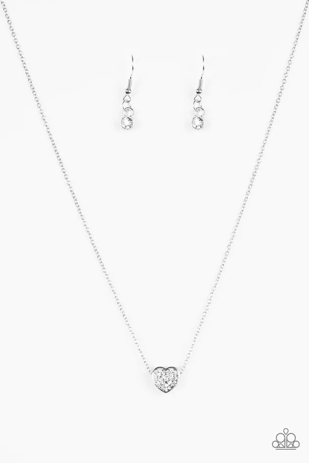 Necklaces Paparazzi Jewelry Paparazzi Necklace HEARTHeaded White
