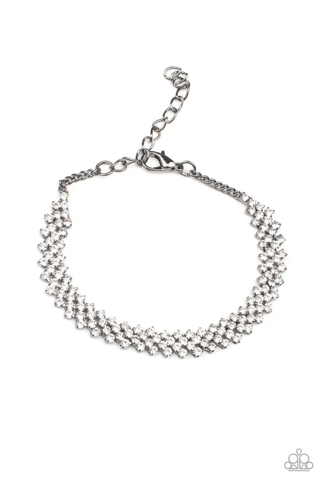 Paparazzi Bracelet Chicly Candescent Black Paparazzi Jewelry Bracelets Paparazzi Bracelet Chicly Candescent Black Paparazzi Jewelry Bracelets