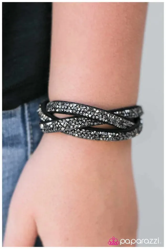 Paparazzi Bracelet Knock Yourself Out Black Paparazzi Jewelry Bracelets