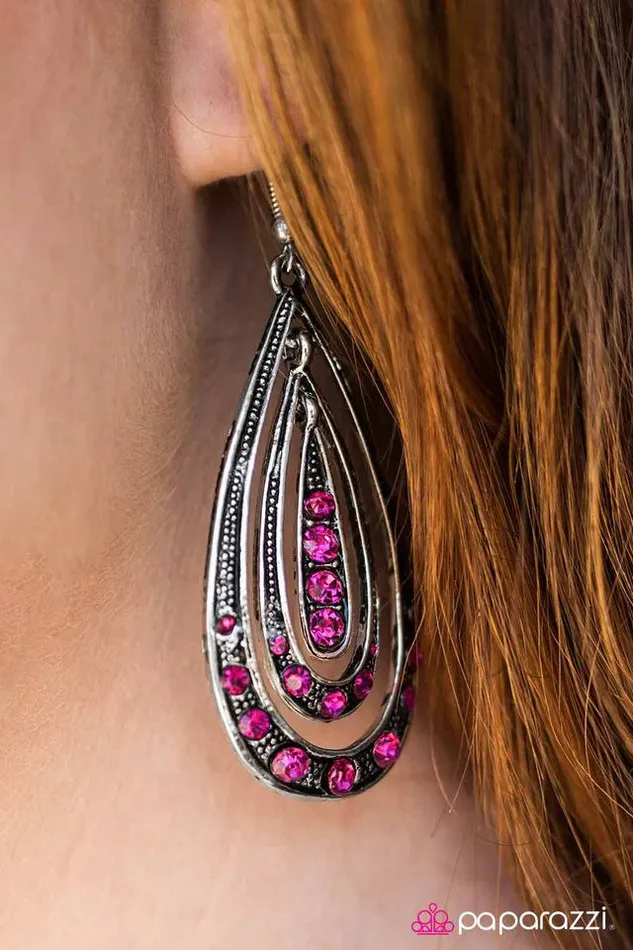 Paparazzi Earring Kiss Me In The Rain Pink Paparazzi Jewelry Earrings