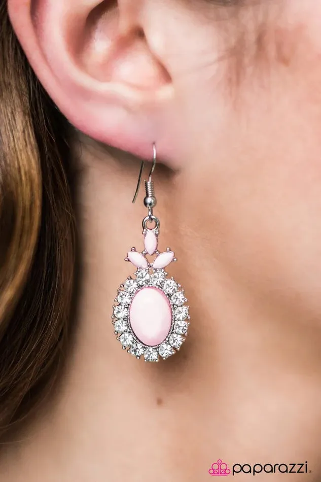 Paparazzi Earring Think Like a Queen Pink Paparazzi Jewelry Earrings