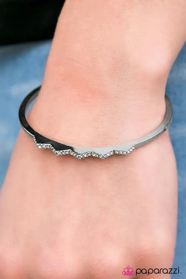 Paparazzi Jewelry Bracelets Paparazzi Bracelet Bite The Bullet White