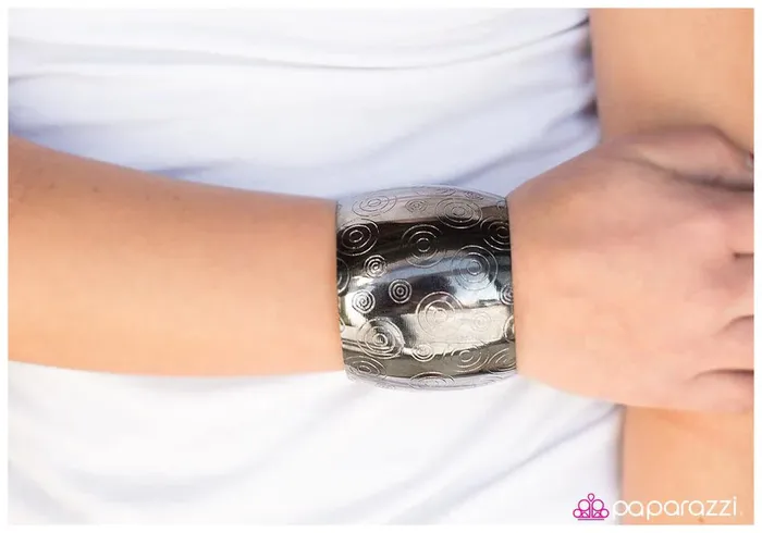 Paparazzi Jewelry Bracelets Paparazzi Bracelet Bulls Eye Black