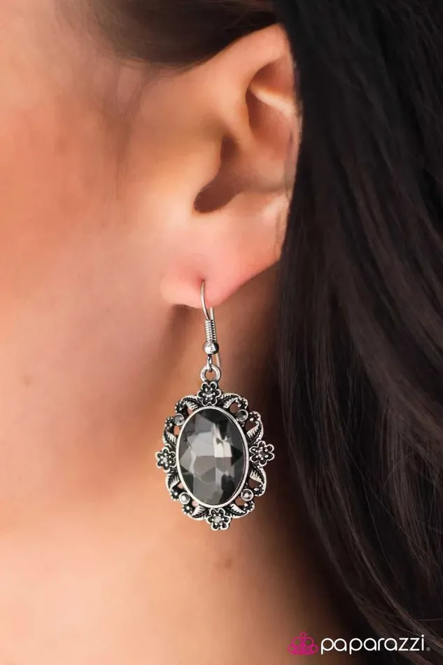 Paparazzi Jewelry Earrings Paparazzi Earring To Buy Or Not To Buy Silver