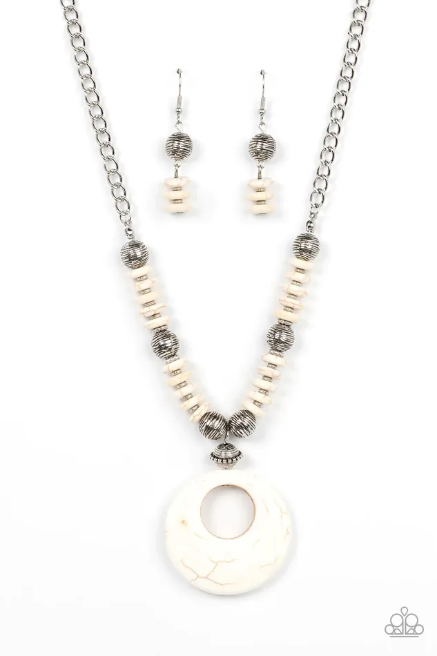 Paparazzi Jewelry Necklaces Paparazzi Necklace Oasis Goddess White