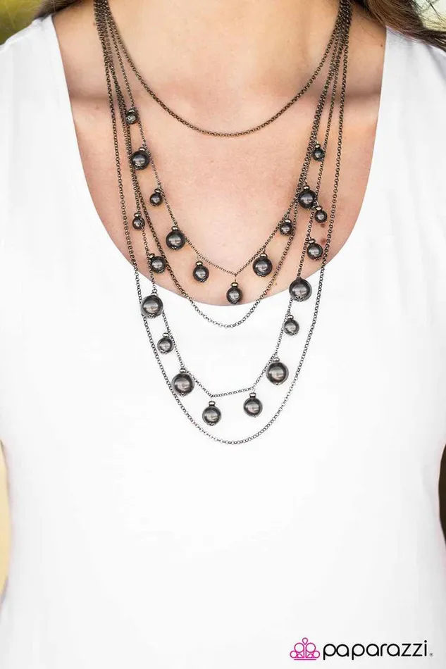 Paparazzi Jewelry Necklaces Paparazzi Necklace Up Close and Personal Black