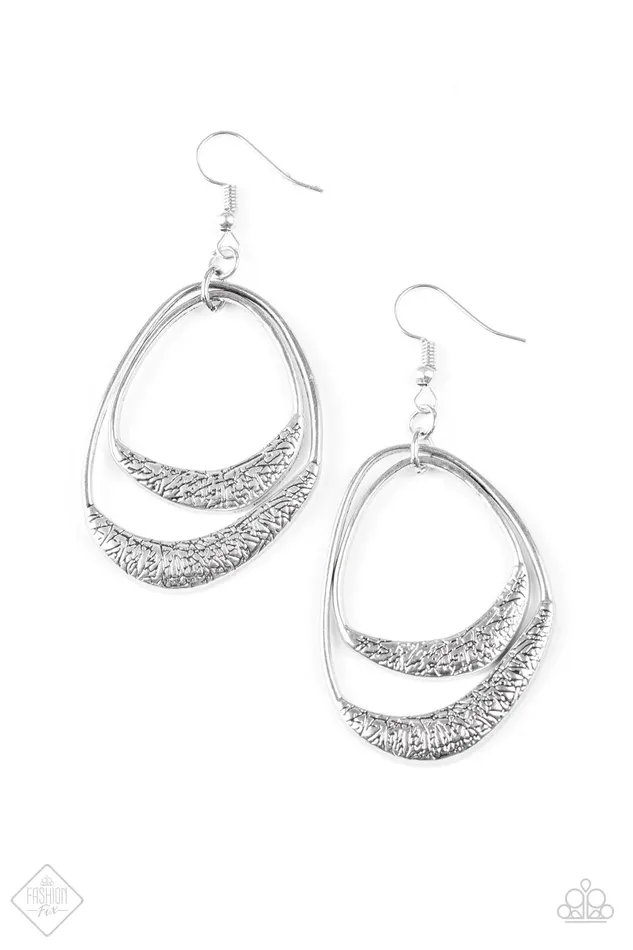 Paparazzi Jewelry Paparazzi Earring Follow The Beaten Path Silver Earrings
