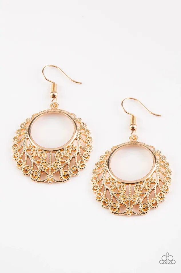 Paparazzi Jewelry Paparazzi Earring Grapevine Glamorous Gold Earrings