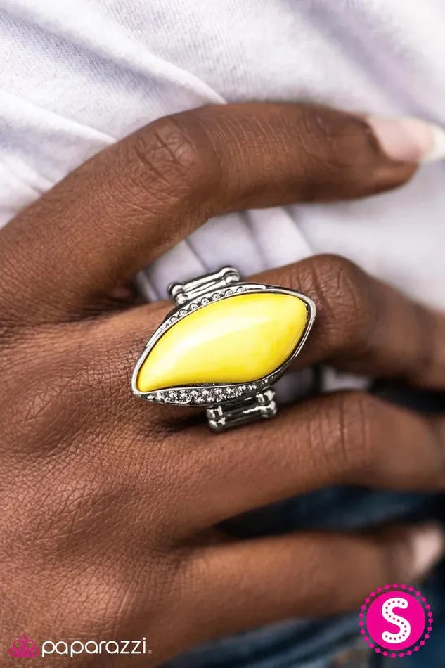 Paparazzi Jewelry Rings Paparazzi Ring Make Your Move Yellow