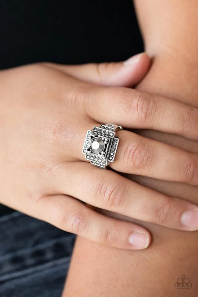 Paparazzi Jewelry Rings Paparazzi Ring Polished Pantheon Silver