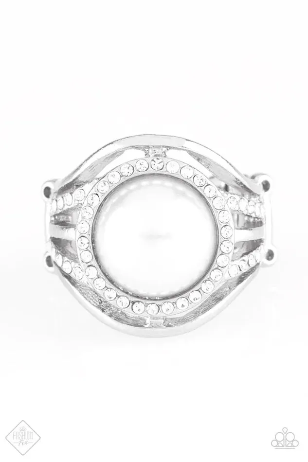 Rings Paparazzi Jewelry Paparazzi Ring Pampered In Pearls White