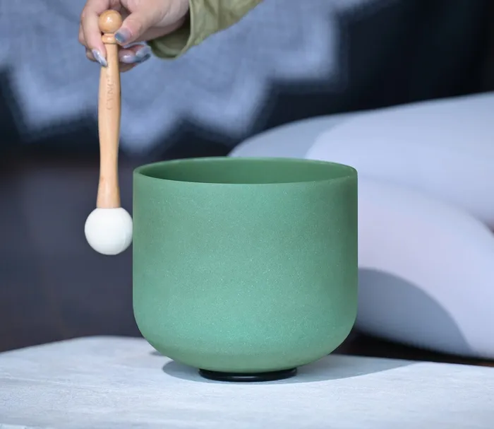 8 Inch Emerald Gemstone Fusion Crystal Singing Bowl FREE Mallet and Oring Life Changing Energy Rings