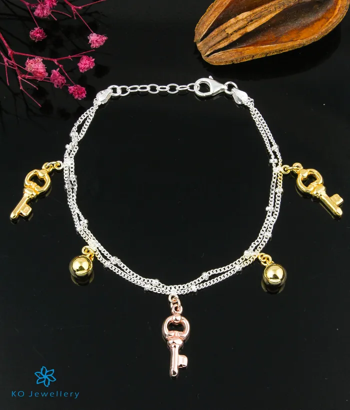 Bracelets The Nazia Key Silver Charms Bracelet Imported