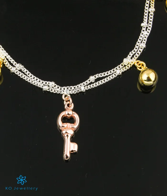 Bracelets The Nazia Key Silver Charms Bracelet Imported