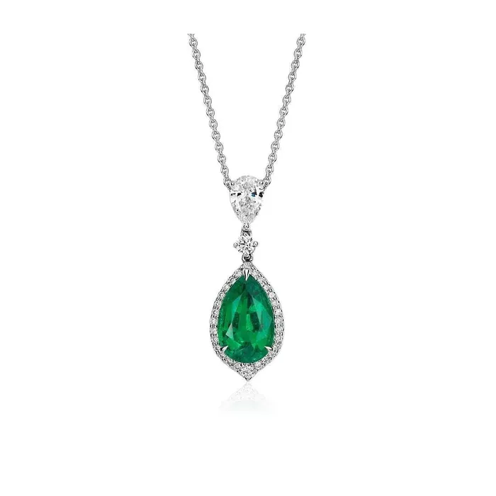 GB Necklaces Pear Shape Green Emerald Natural Earth Mined Diamonds Pendant 850 Carats White Gold 14K GB Necklaces Pear Shape Green Emerald Natural Earth Mined Diamonds Pendant 850 Carats White Gold 14K