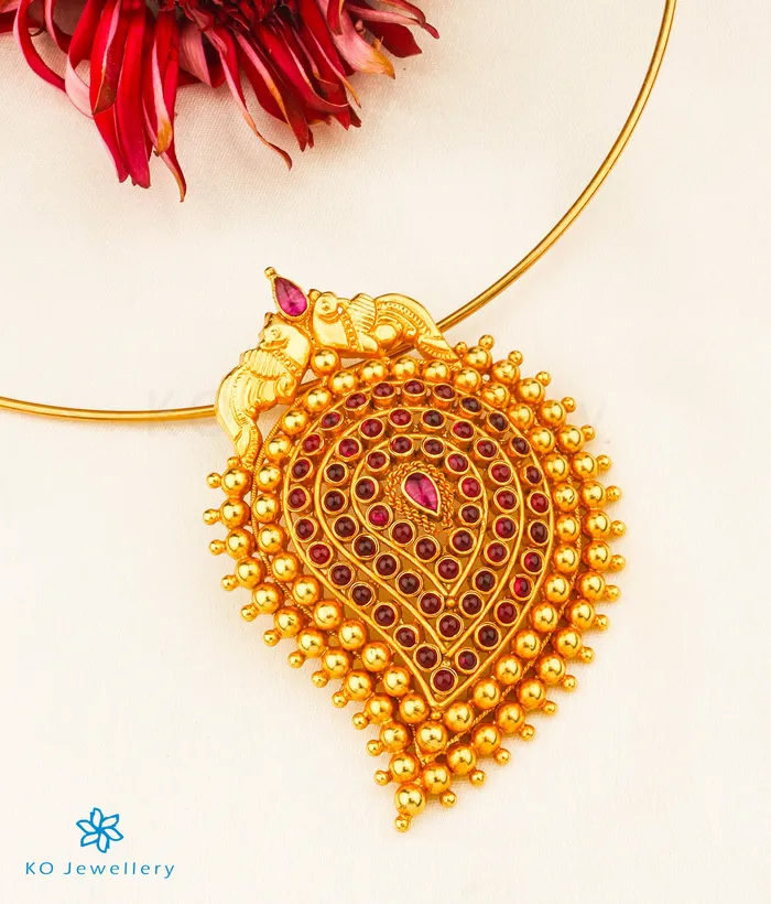 Necklaces Silversmith The Prashanti Silver Paisely Pendant Set Thin Chain Necklaces Silversmith The Prashanti Silver Paisely Pendant Set Thin Chain
