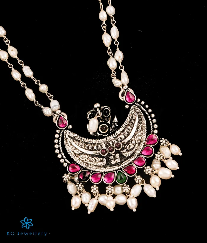 Silversmith Necklaces The Manvita Kokkethathi Silver Pearl Necklace