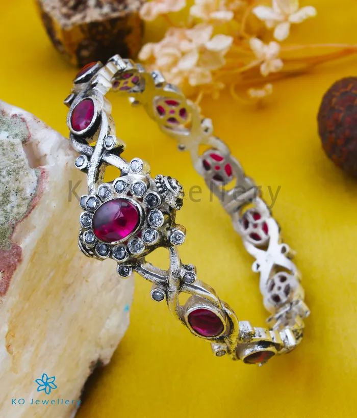 The Akriti Silver Kemp Bracelet RedOxidisedSize22242628 Silversmith Bracelets The Akriti Silver Kemp Bracelet RedOxidisedSize22242628 Silversmith Bracelets