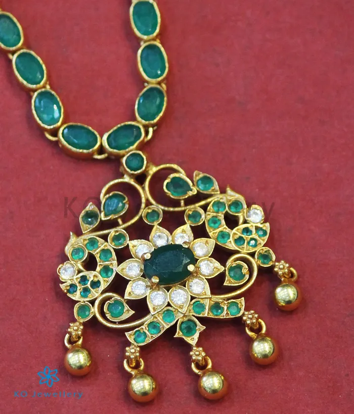The Vashist Silver Kempu Necklace Green Silversmith Necklaces