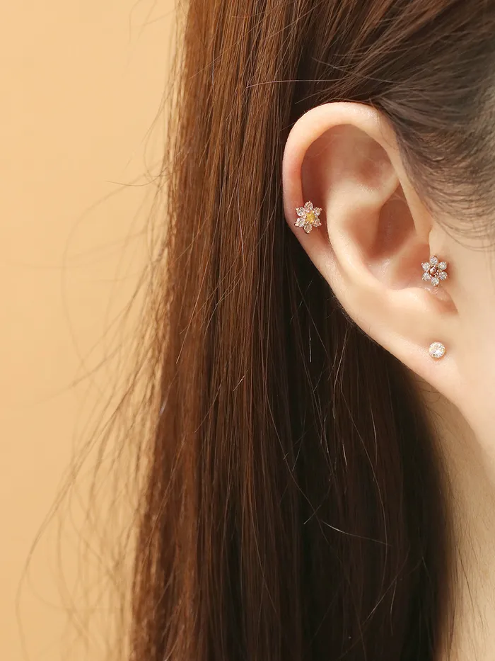 14K Gold Rough Diamond Lovely Flower Piercing Earring 20G18G16G MinimalBijoux Earrings
