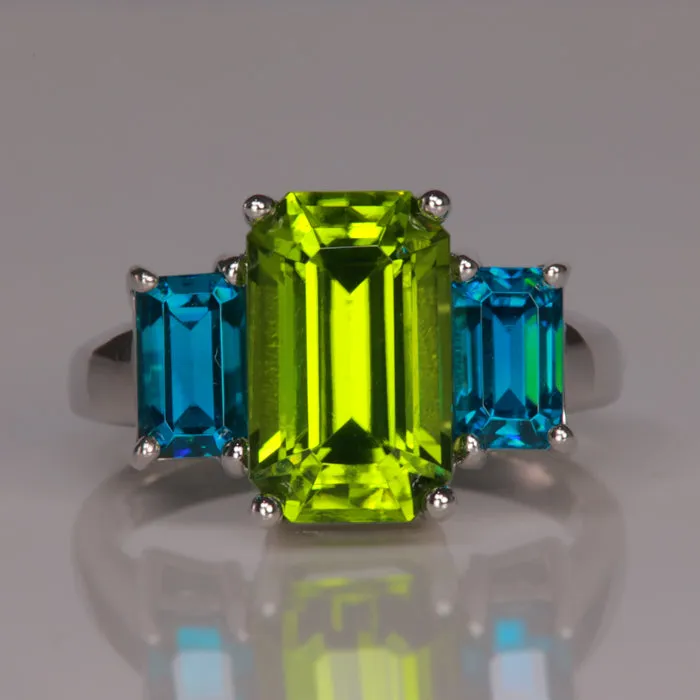 14K White Gold 485 Carat Peridot Ring With Blue Zircon Accents vendorunknown Rings 14K White Gold 485 Carat Peridot Ring With Blue Zircon Accents vendorunknown Rings
