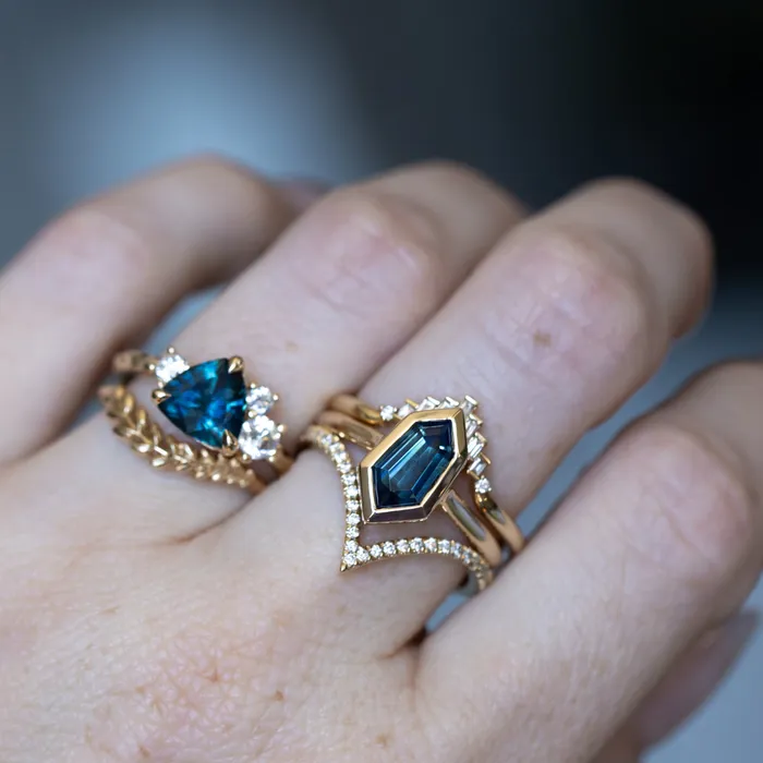 205ct Untreated Madagascar Sapphire Elongated Shield Contemporary Bezel Set Ring in 14k Yellow Gold Discovery Gems Rings