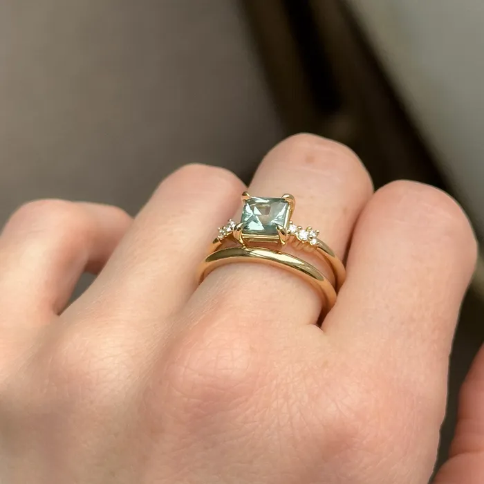 Anueva Jewelry Rings 152ct Princess Cut Montana Sapphire and Diamond Starry Night Low Profile Solitaire in 14k Yellow Gold