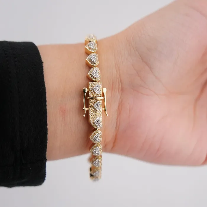 Bracelets AB and J 10k Gold Diamond Heart Bracelet 7in C711