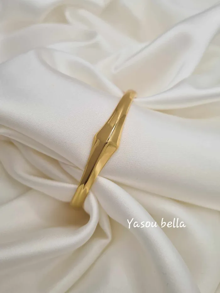 Bracelets Yasou Jewelry Bracelet Pyramide d 6cm