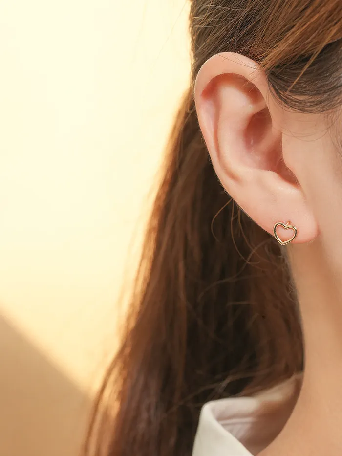 Earrings 14K 18K Simple Heart Line Cartilage Hoop Earring MinimalBijoux