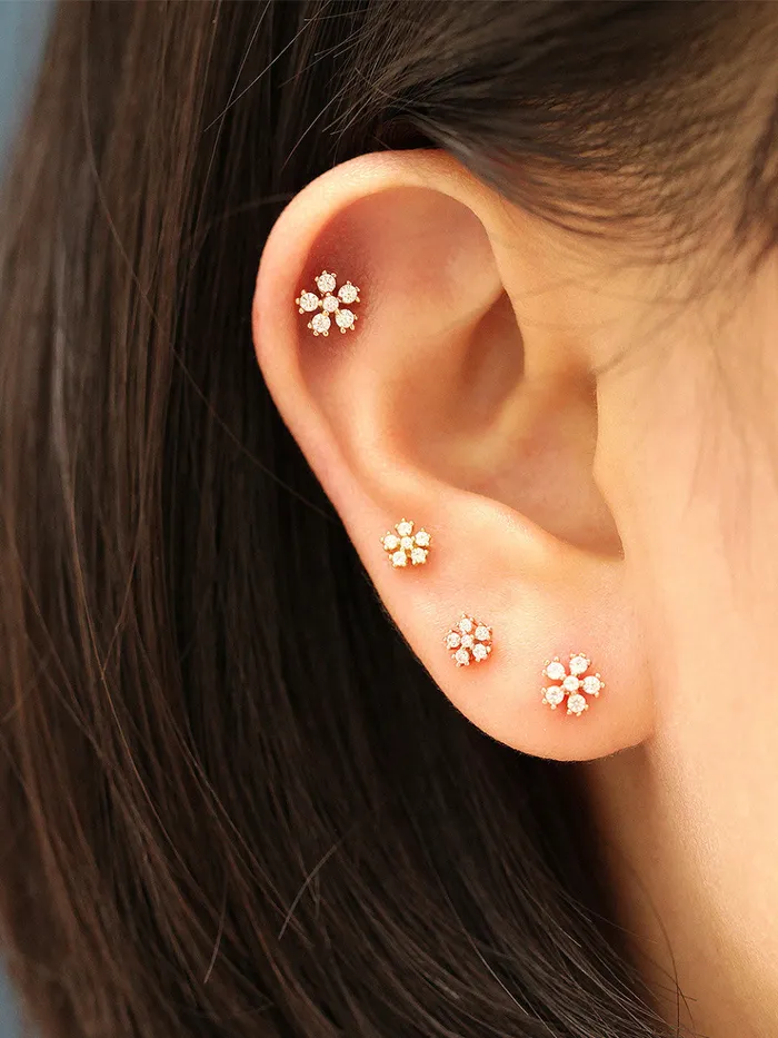 Earrings MinimalBijoux 14K Gold Daily Cosmos Cubic Cartilage Earring 20G