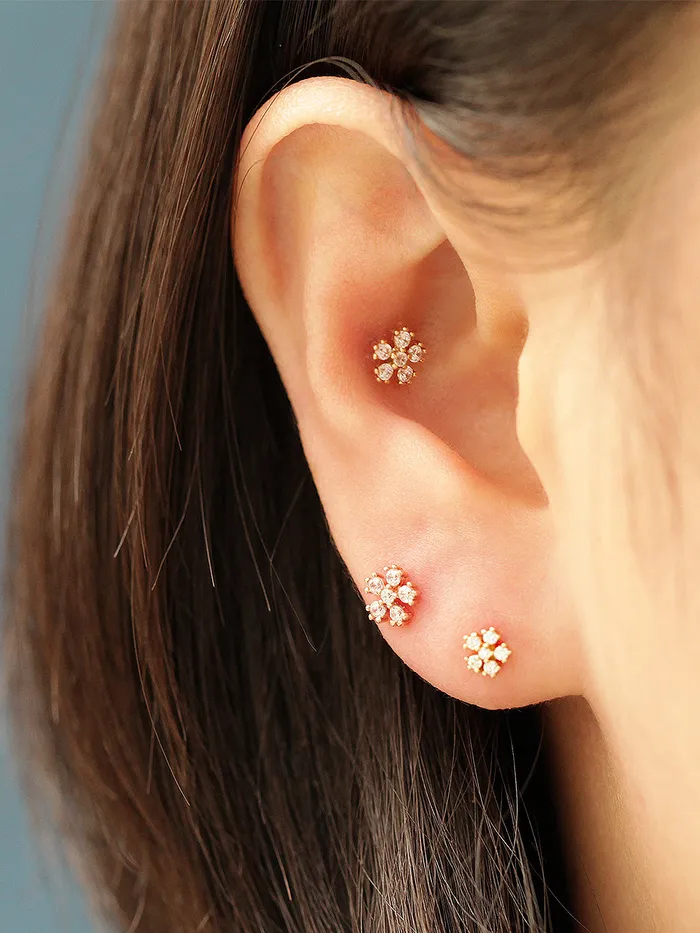 Earrings MinimalBijoux 14K Gold Daily Cosmos Cubic Cartilage Earring 20G