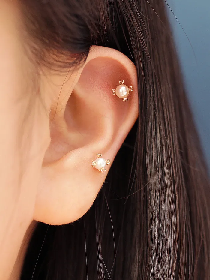 Earrings MinimalBijoux 14K Gold Pearl Cubic Cartilage Earring 20G
