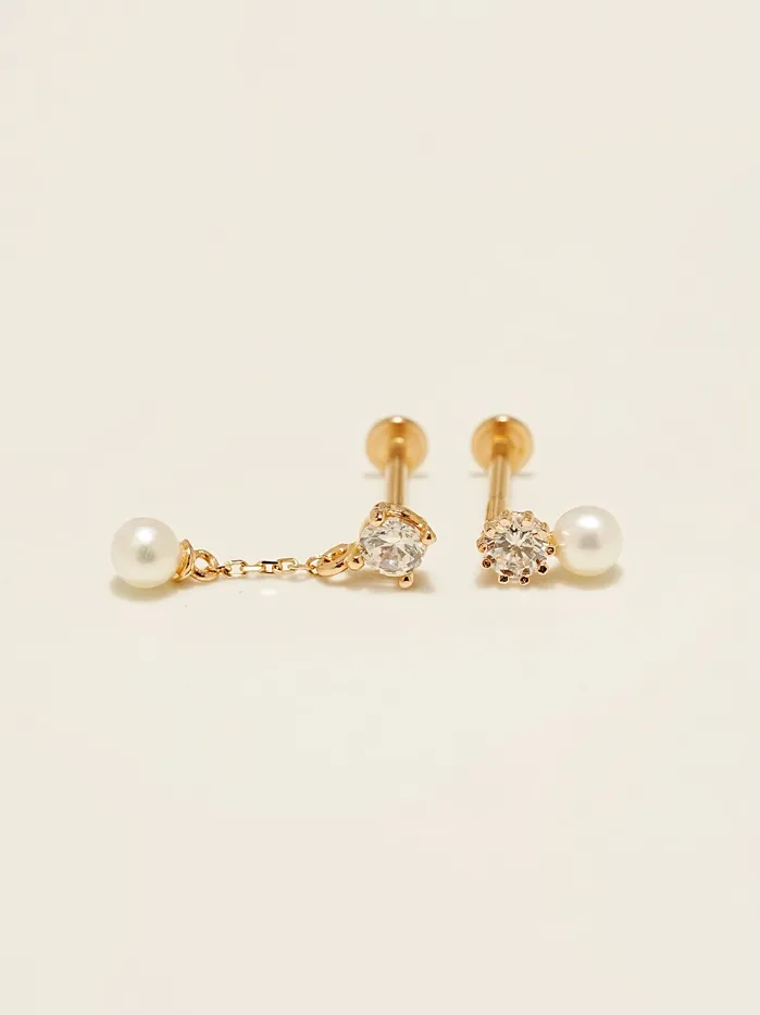 Earrings MinimalBijoux 14K Gold Point Cubic Pearl Internally Threaded Labret Piercing 18G16G