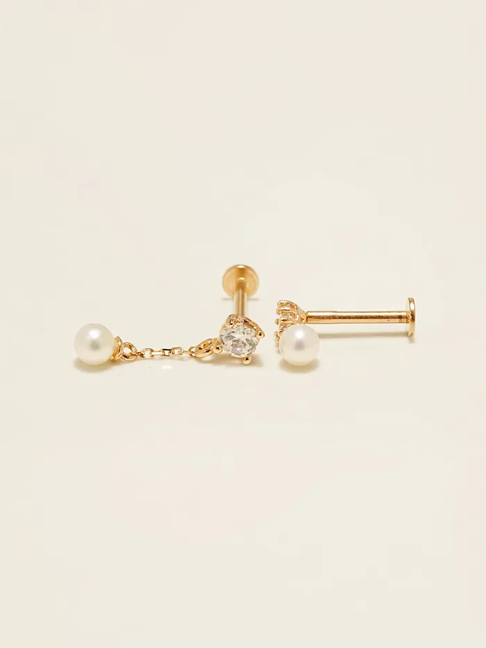Earrings MinimalBijoux 14K Gold Point Cubic Pearl Internally Threaded Labret Piercing 18G16G