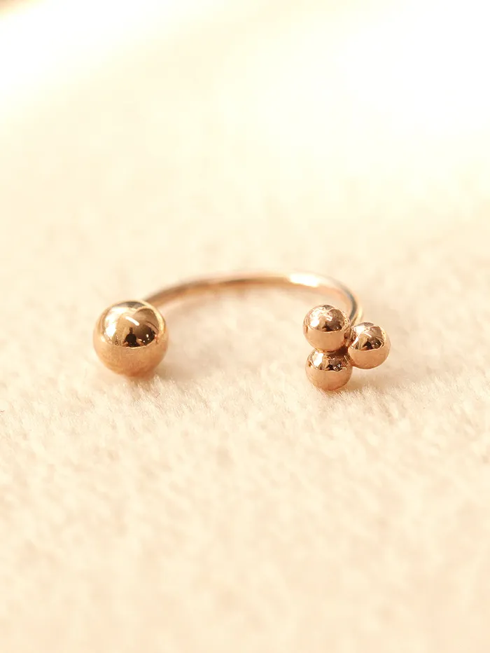 MinimalBijoux 14K Gold Triangle Ball Curve Piercing 20G PreStyled Sets
